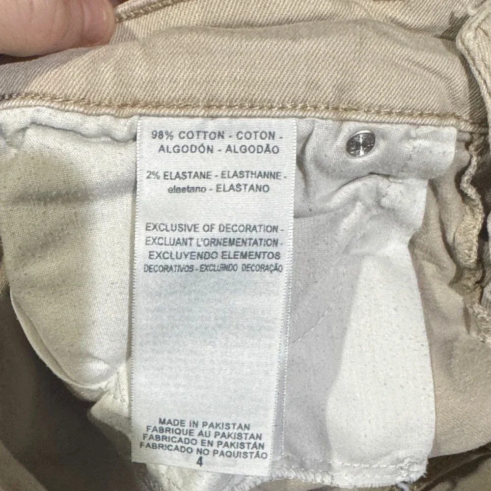 Denizen from Levi's Beige Jean Shorts / H112